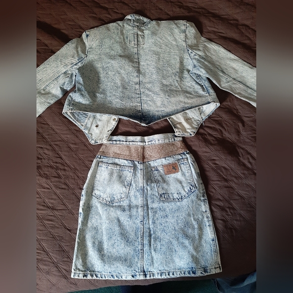 Vintage Denim outfit - Picture 3 of 3